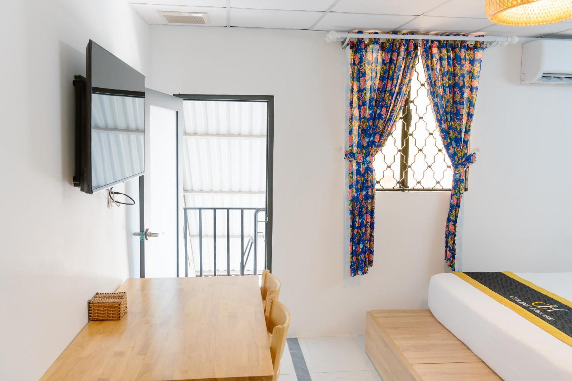 Homestay Celine House