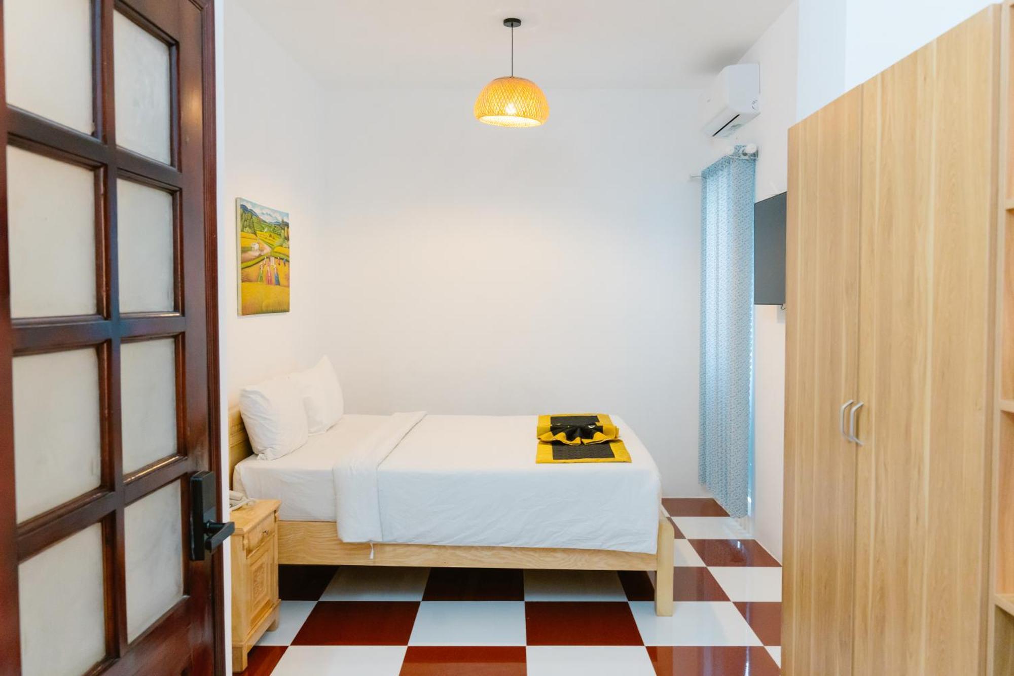 Celine House